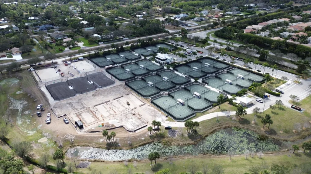 Centro de Tenis de Wellington en el sur de Florida - CV Quality Builders